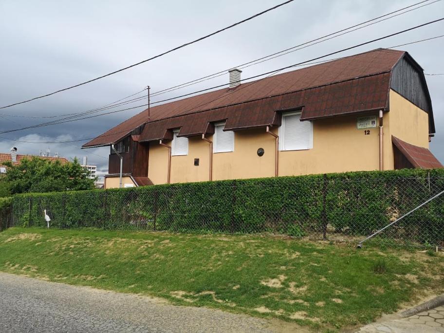 Karos Central Apartmanhaz Zalakaros Exteriér fotografie